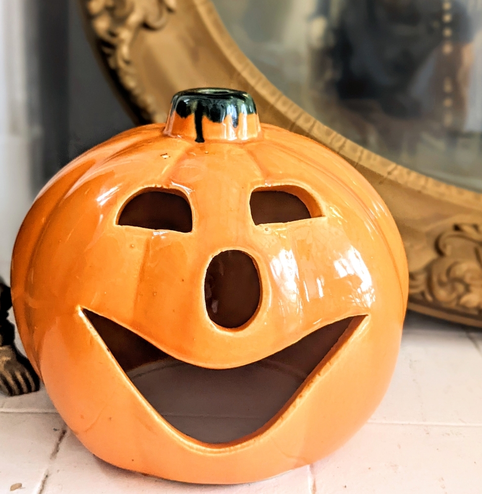 Ceramic Jack-o-Lantern Pumpkin Halloween decor vintage home decor